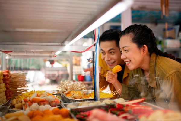 Precious tips when exploring Nha Trang night market